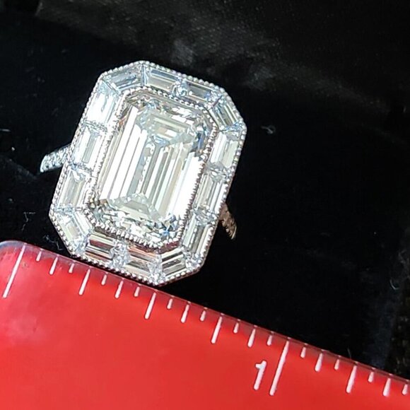Art Deco 9.82 cts Emerald cut Lab diamond with custom 14k White gold setting 💍 - Picture 3 of 13